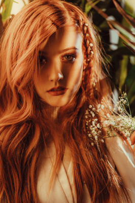 Katherine McNamara pic #855337