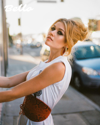 Katherine McNamara pic #1078293