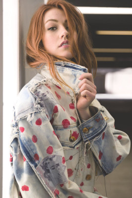 Katherine McNamara pic #1027895