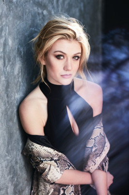 Katherine McNamara pic #1113453