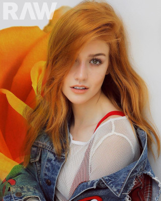 Katherine McNamara pic #955835