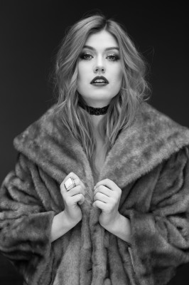 Katherine McNamara pic #904926
