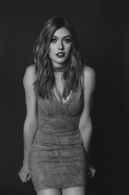 Katherine McNamara pic #904940