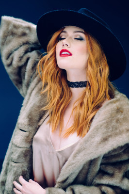 Katherine McNamara pic #904941