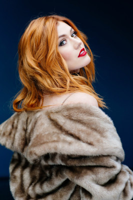 Katherine McNamara pic #1005499