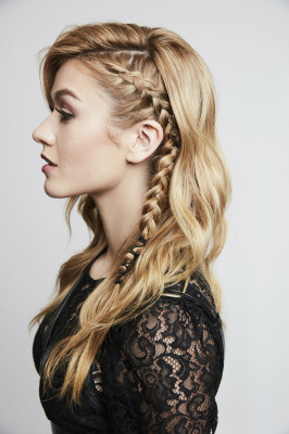 Katherine McNamara pic #1106294