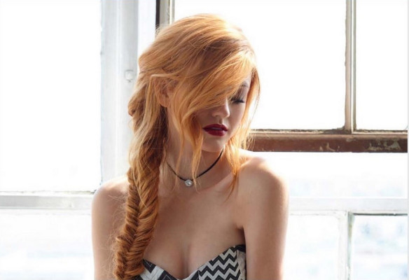 Katherine McNamara pic #904927