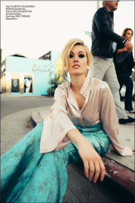 Katherine McNamara pic #1080459
