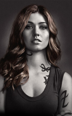 Katherine McNamara pic #932809