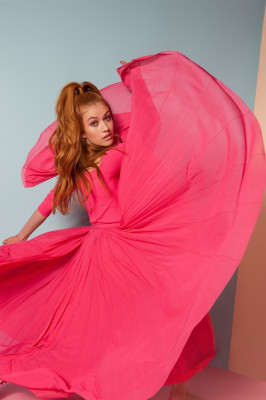 Katherine McNamara pic #1037861