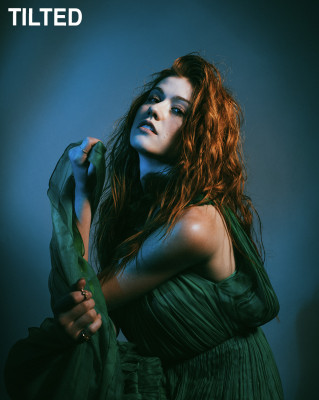 Katherine McNamara pic #1089288