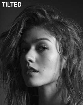 Katherine McNamara pic #1089305