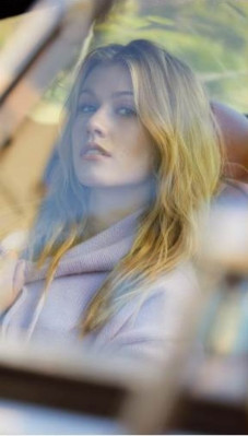 Katherine McNamara pic #1086644
