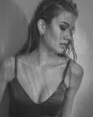 Katherine McNamara pic #1293421