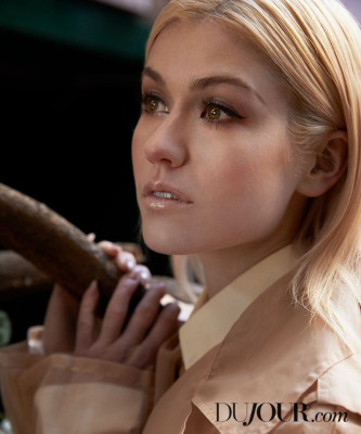 Katherine McNamara pic #1206125