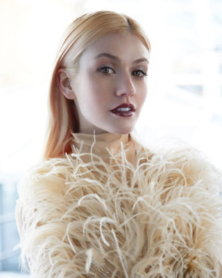 Katherine McNamara pic #1206117