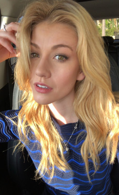 Katherine McNamara pic #1093594