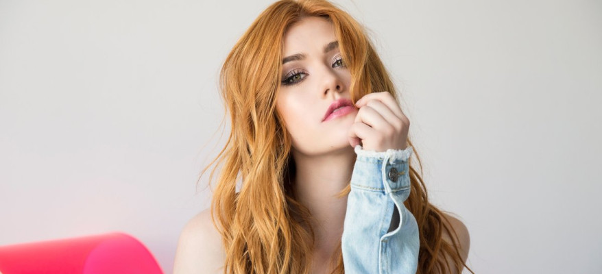 Katherine McNamara pic #955340