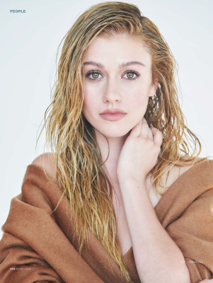 Katherine McNamara pic #1088155