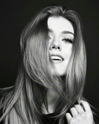 Katherine McNamara pic #919133