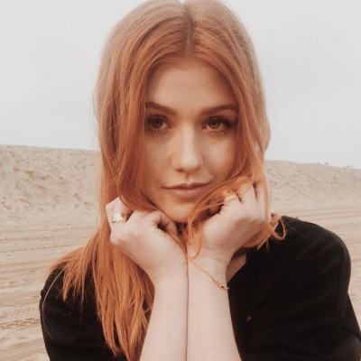 Katherine McNamara pic #912083