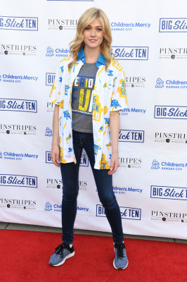 Katherine McNamara pic #1145750
