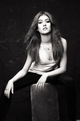 Katherine McNamara pic #949644
