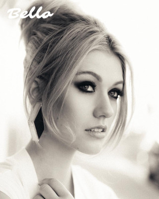 Katherine McNamara pic #1077687