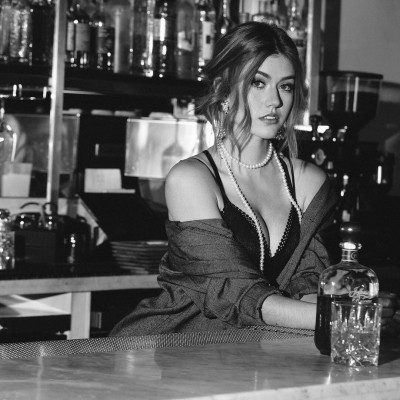 Katherine McNamara pic #925733