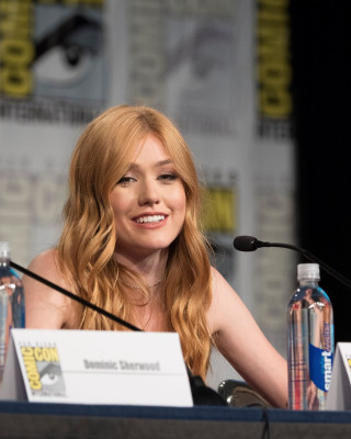 Katherine McNamara pic #951755