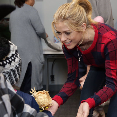 Katherine McNamara pic #1091405