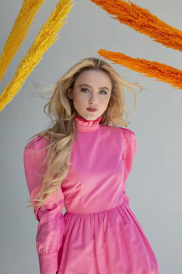 Kathryn Newton pic #1195338