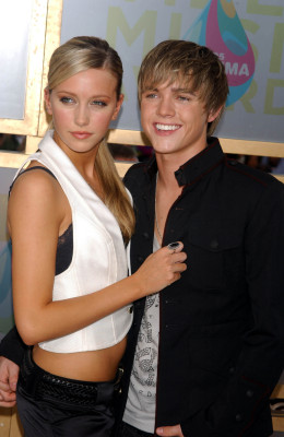 Katie Cassidy pic #243651