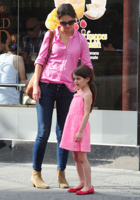 Katie Holmes pic #512561