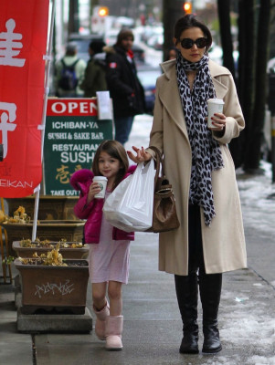 Katie Holmes pic #352398