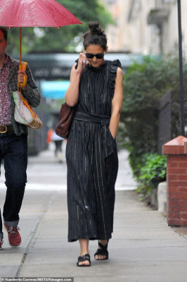 Katie Holmes pic #1144489