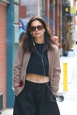 photo 23 in Katie Holmes gallery [id1304869] 2022-07-11 00:00:00