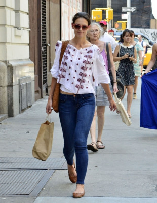 Katie Holmes pic #502665