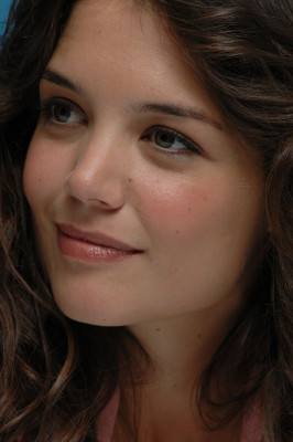 Katie Holmes pic #127202