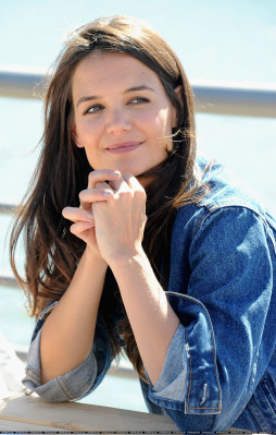 Katie Holmes pic #639210