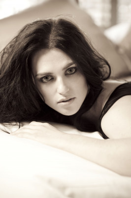 Katie McGrath pic #401897