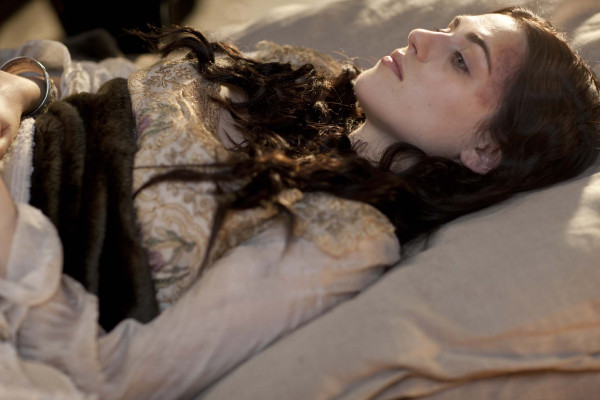Katie McGrath pic #390145
