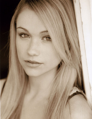 Katrina Bowden pic #181938