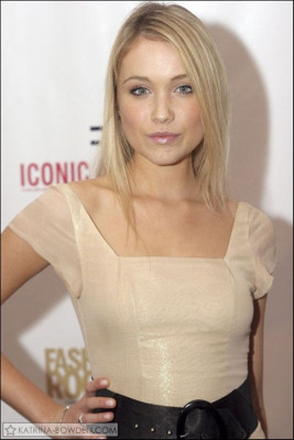 Katrina Bowden pic #113054