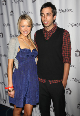 Katrina Bowden pic #380812