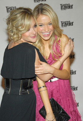 Katrina Bowden pic #380808