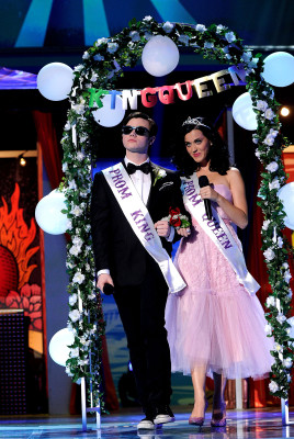 photo 11 in Katy Perry gallery [id276475] 2010-08-10 00:00:00
