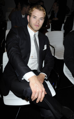 photo 12 in Kellan Lutz gallery [id307555] 2010-11-22 00:00:00