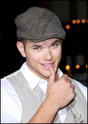 Kellan Lutz pic #276092