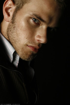 Kellan Lutz pic #225992